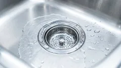 Pokud v domě cítíte zápach odpadních vod – jednoduché kroky, které skutečně pomáhají